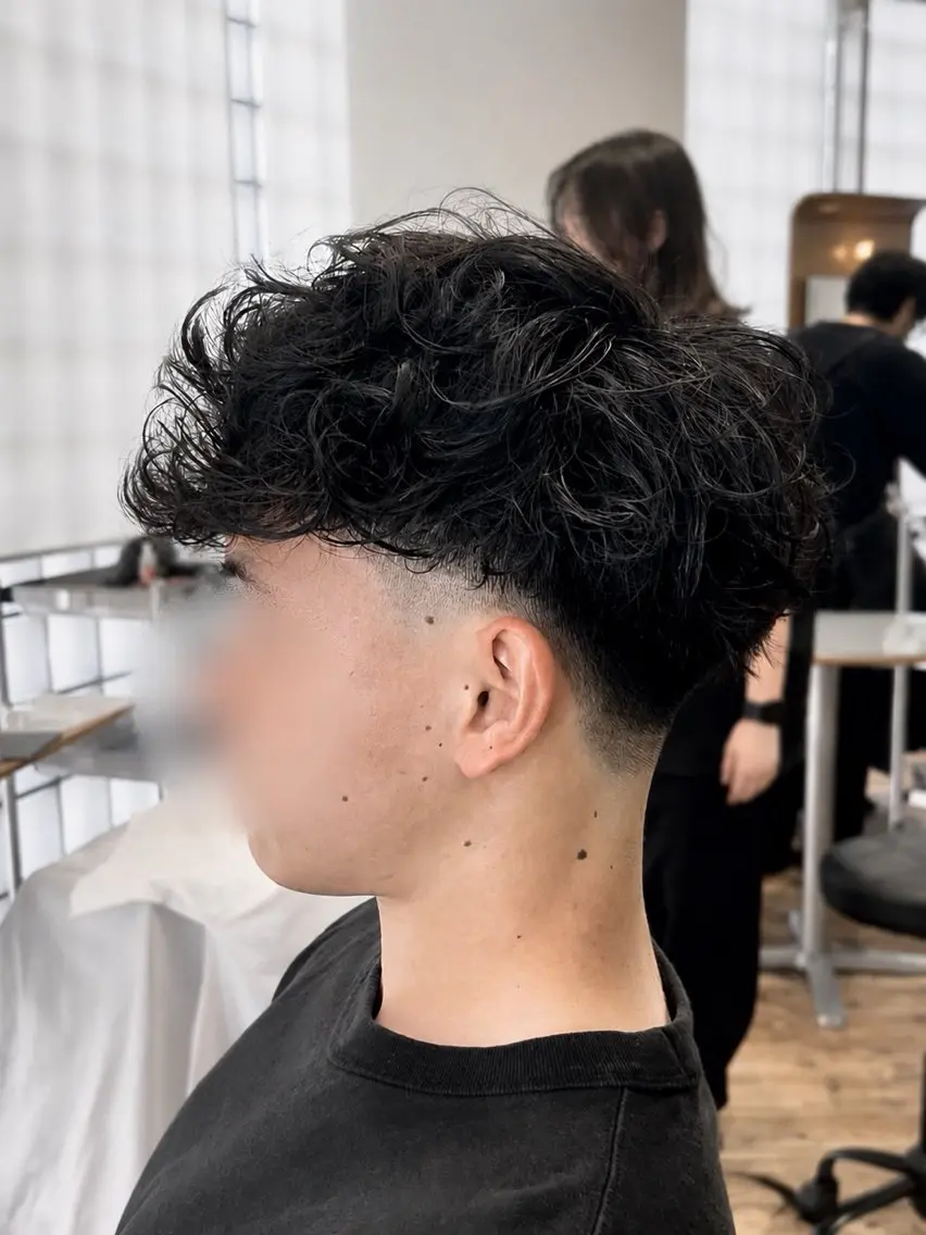 ミディアム パーマ メンズ ミディアムパーマ メンズパーマ カット パーマ Koki/ メンズヘア特化のヘアスタイル