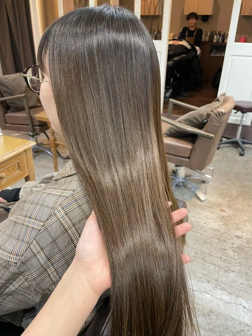 セミロング カット ヘアカラー トリートメント 髪質改善特化🫧韓国 🇰🇷amiruのヘアスタイル