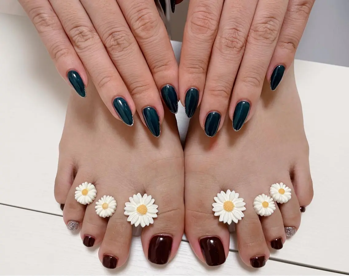 ネイル ハンドネイル フットネイル ハンドケア Li beau nailのネイルデザイン