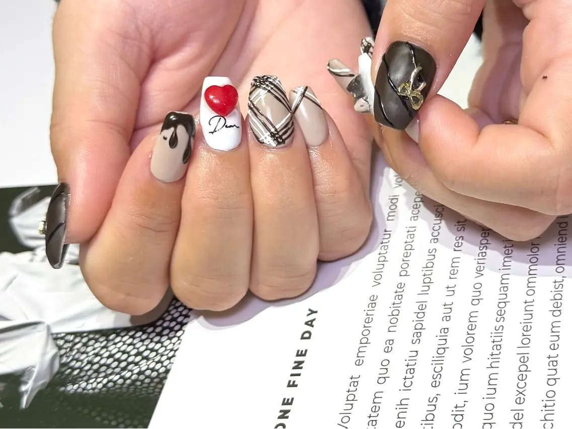 ネイル バレンタイン ハンドネイル Mnailsalon フィルイン対応サロンのネイルデザイン