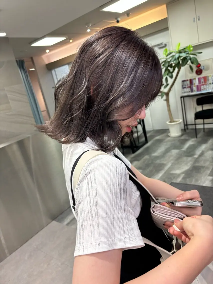 ミディアム Nanako Miyazakiのヘアスタイル