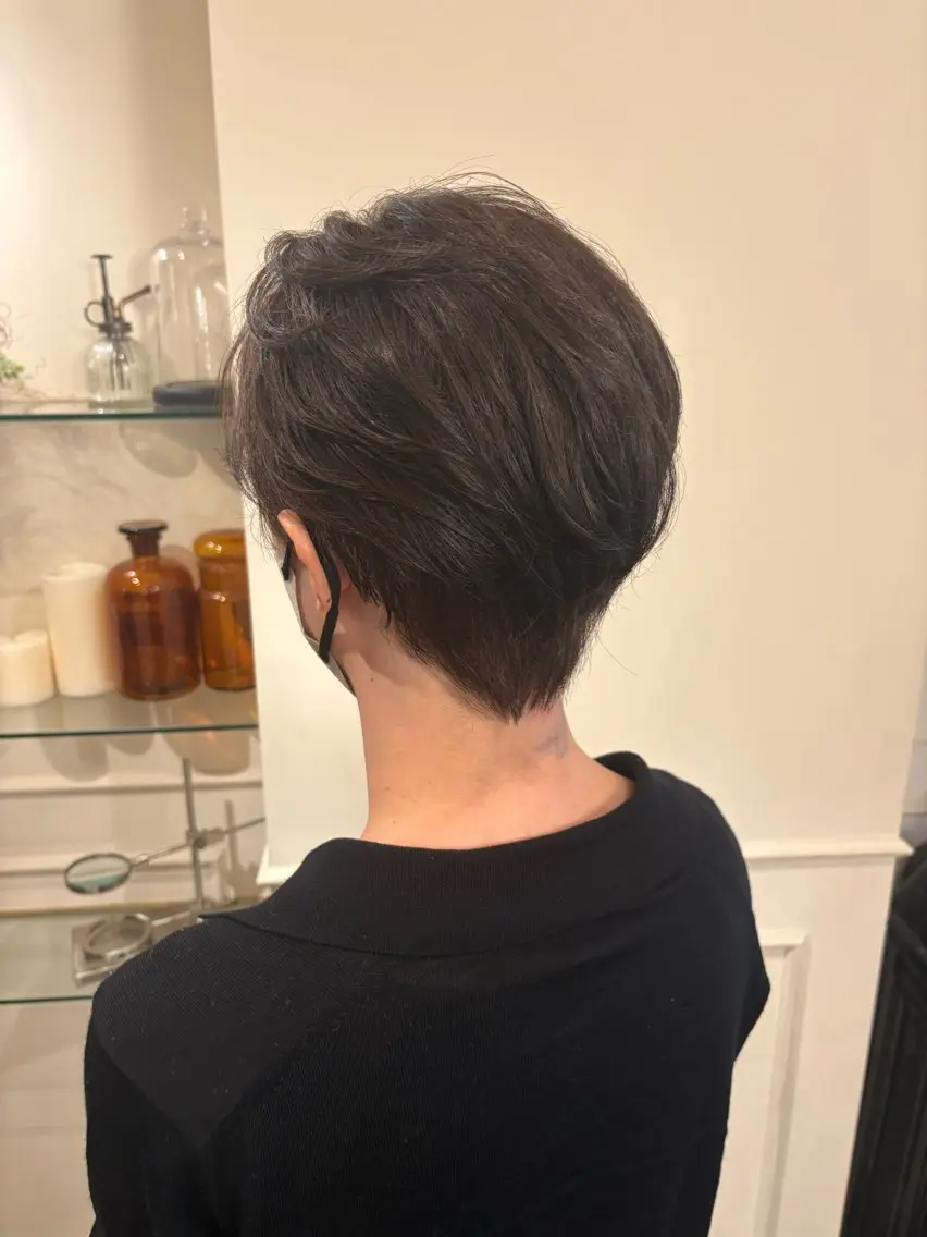 ショート カラー ヘアカラー Konomura Neneのヘアスタイル