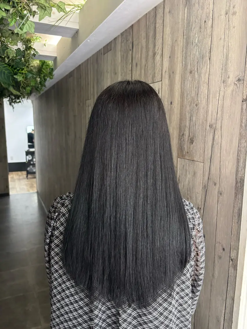 ロング カラー ヘアカラー 濱田 真尋のヘアスタイル