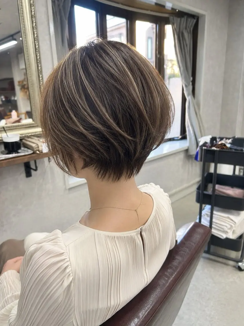 ショート カラー Lien 深井店のヘアスタイル