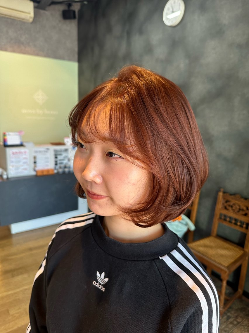 ミディアム カット ヘアカラー トリートメント 坂庭 美夢のヘアスタイル