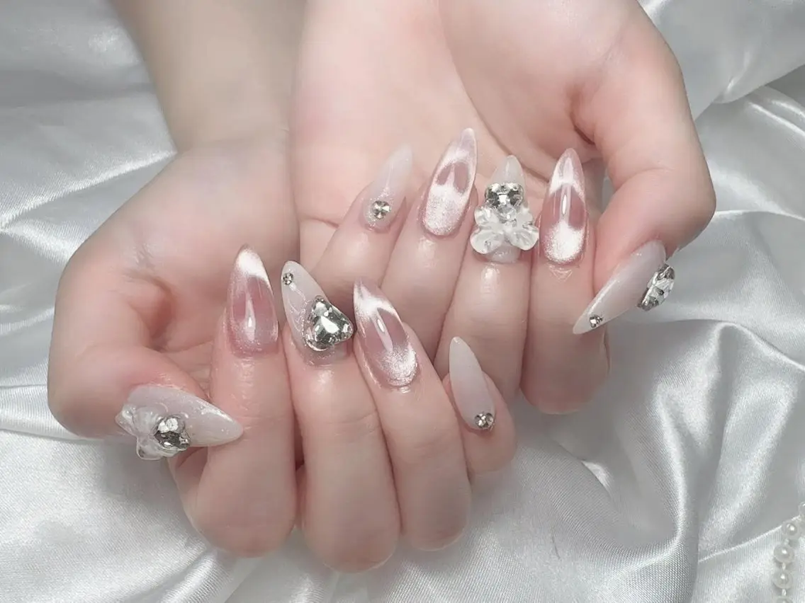 ネイル フットネイル フレンチネイル グラデーション 韓国ネイル マグネットネイル ハンドネイル ハンドケア Hara Nail 【持ち込みOK】のネイルデザイン