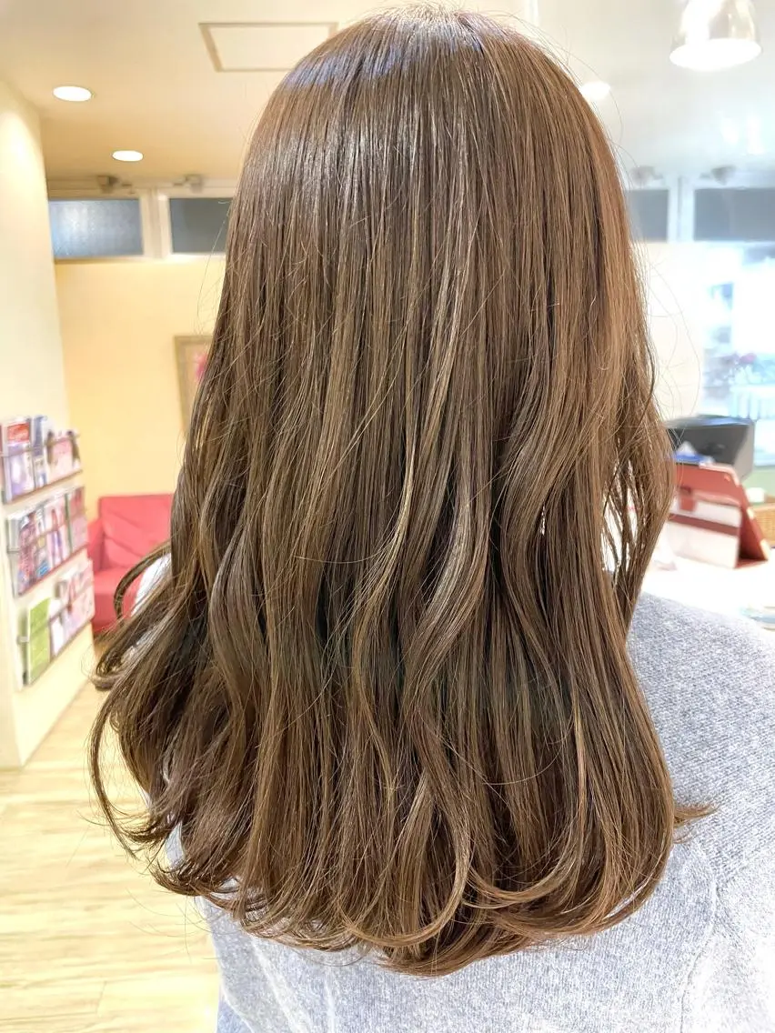 6月11日当日限定!デザインカット+ツヤ髪カラーの写真