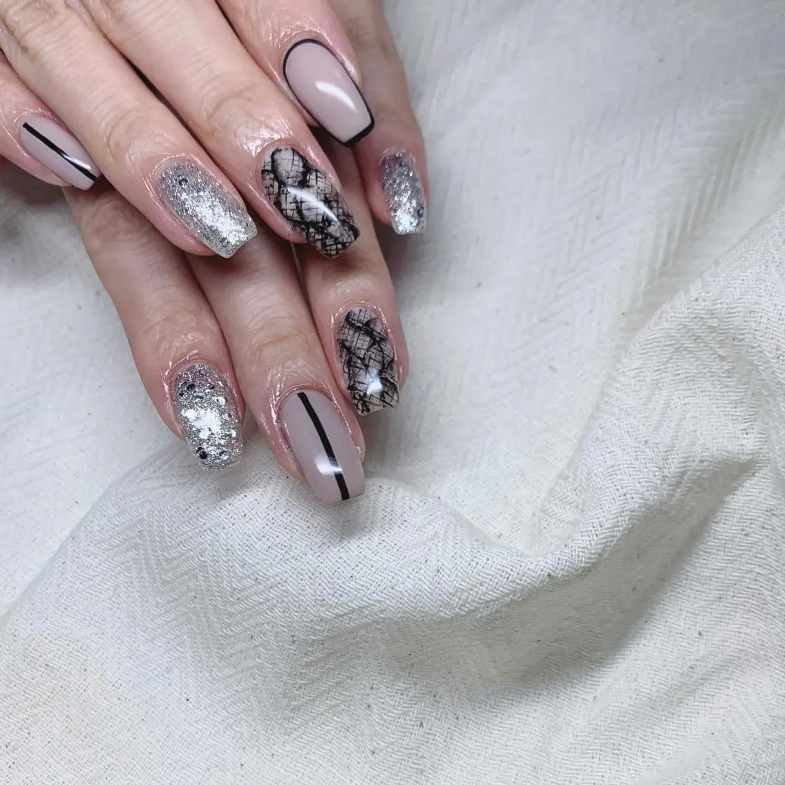 ネイル ハンドネイル nailsalon *hwa-hwa*のネイルデザイン