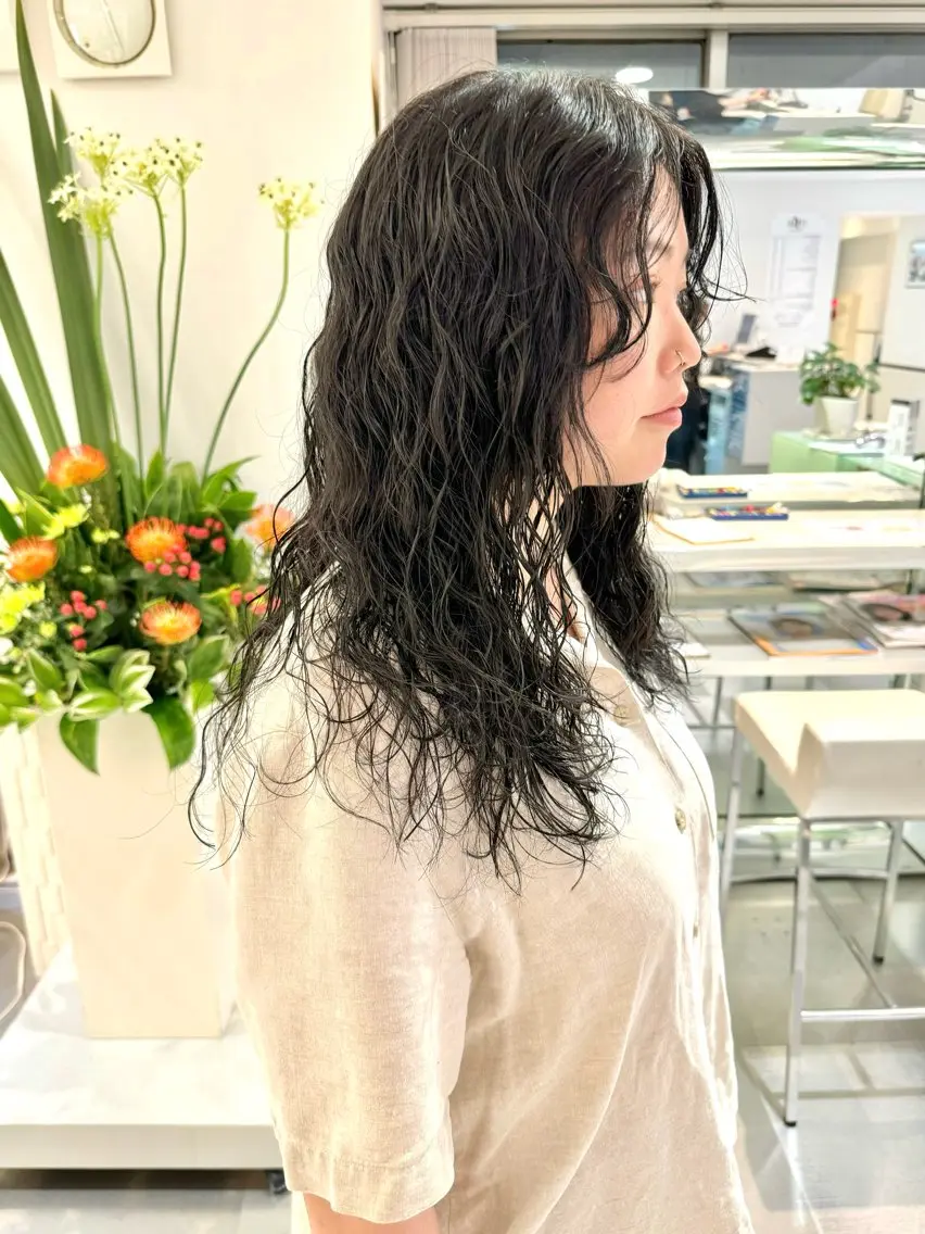 ロング パーマ ロング カット パーマ トリートメント デジタルパーマ 🌀ボブ　萩原　龍のヘアスタイル