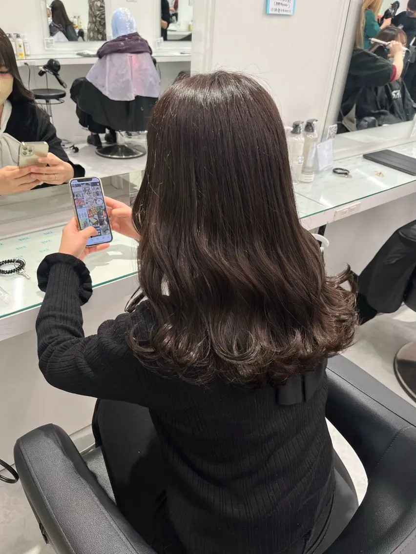 【リピーターの方】✂️カット+ワンカラー+✨️オリジナルトリートメント✨️+炭酸スパ+コテ巻き仕上げ💖の写真