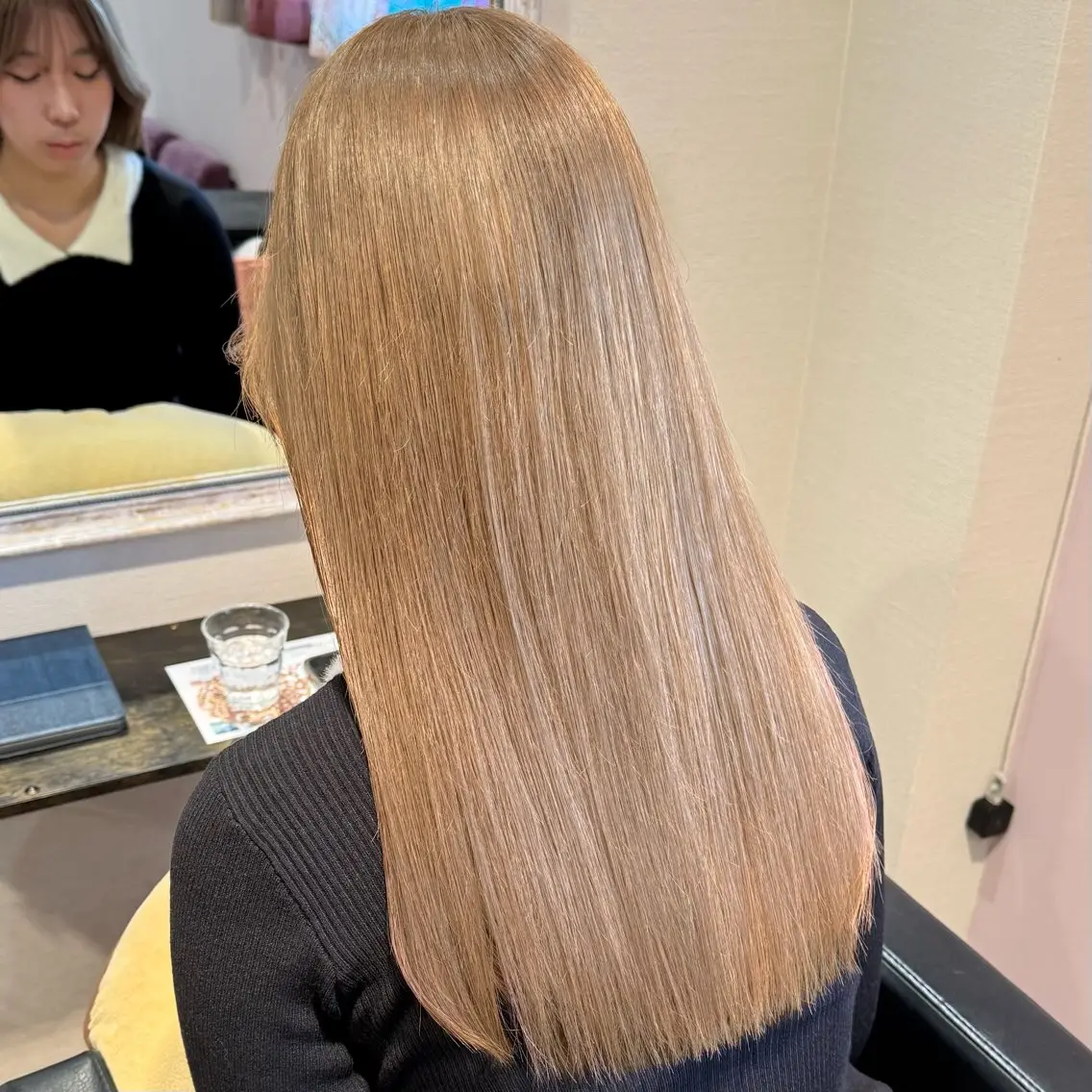 ロング カラー 柔らかいbeige ¦韓国¦🩰マユ🩰のヘアスタイル