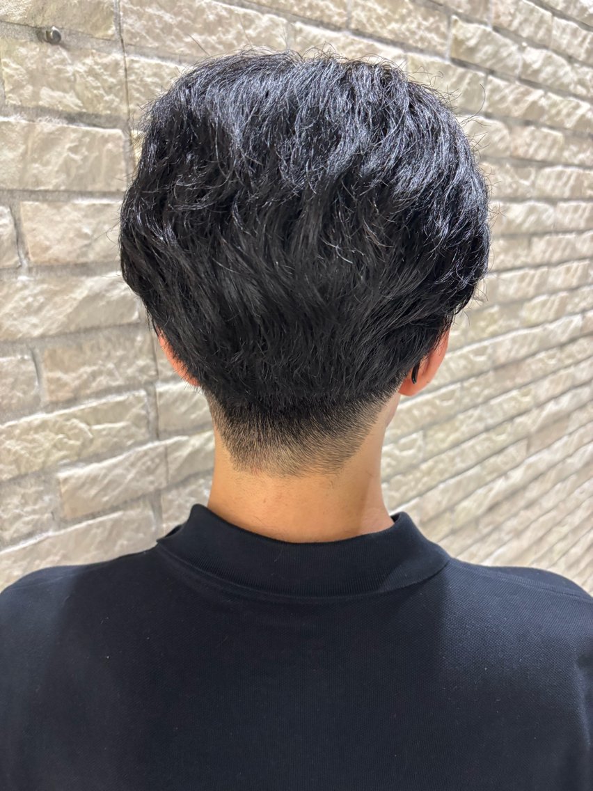 ミディアム メンズ カット 【メンズ特化】セン ターパート/保坂太一のヘアスタイル
