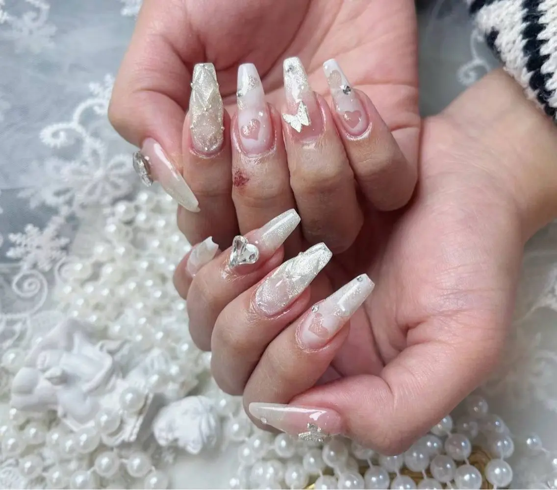 ネイル アートネイル フラワーネイル フットネイル ジェルネイル キラキラネイル Babarla nailのネイルデザイン