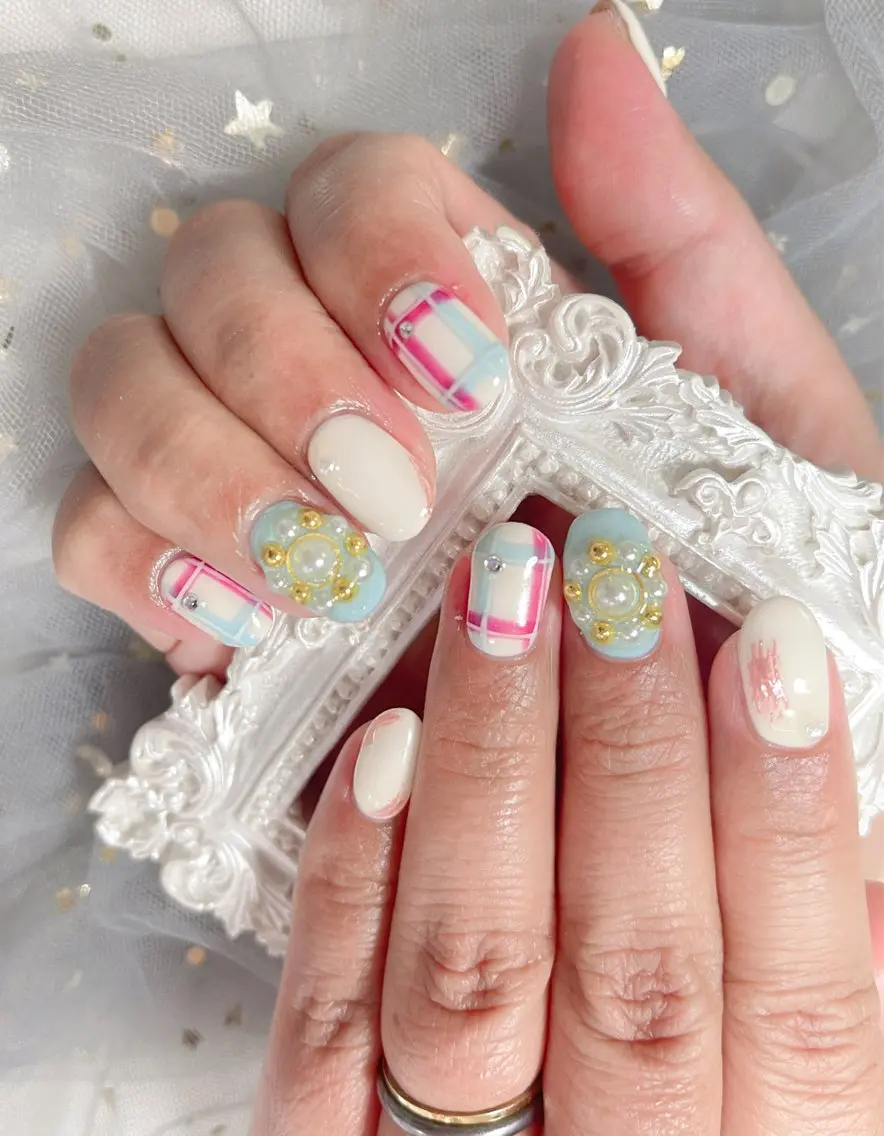ネイル ハンドネイル 🎀ネイルサロン エクラYUI🎀のネイルデザイン