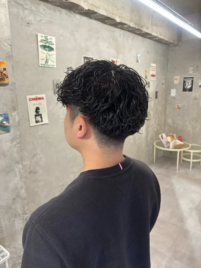 ショート パーマ メンズ メンズパーマ スペインカール カット パーマ トリートメント door white hideのヘアスタイル