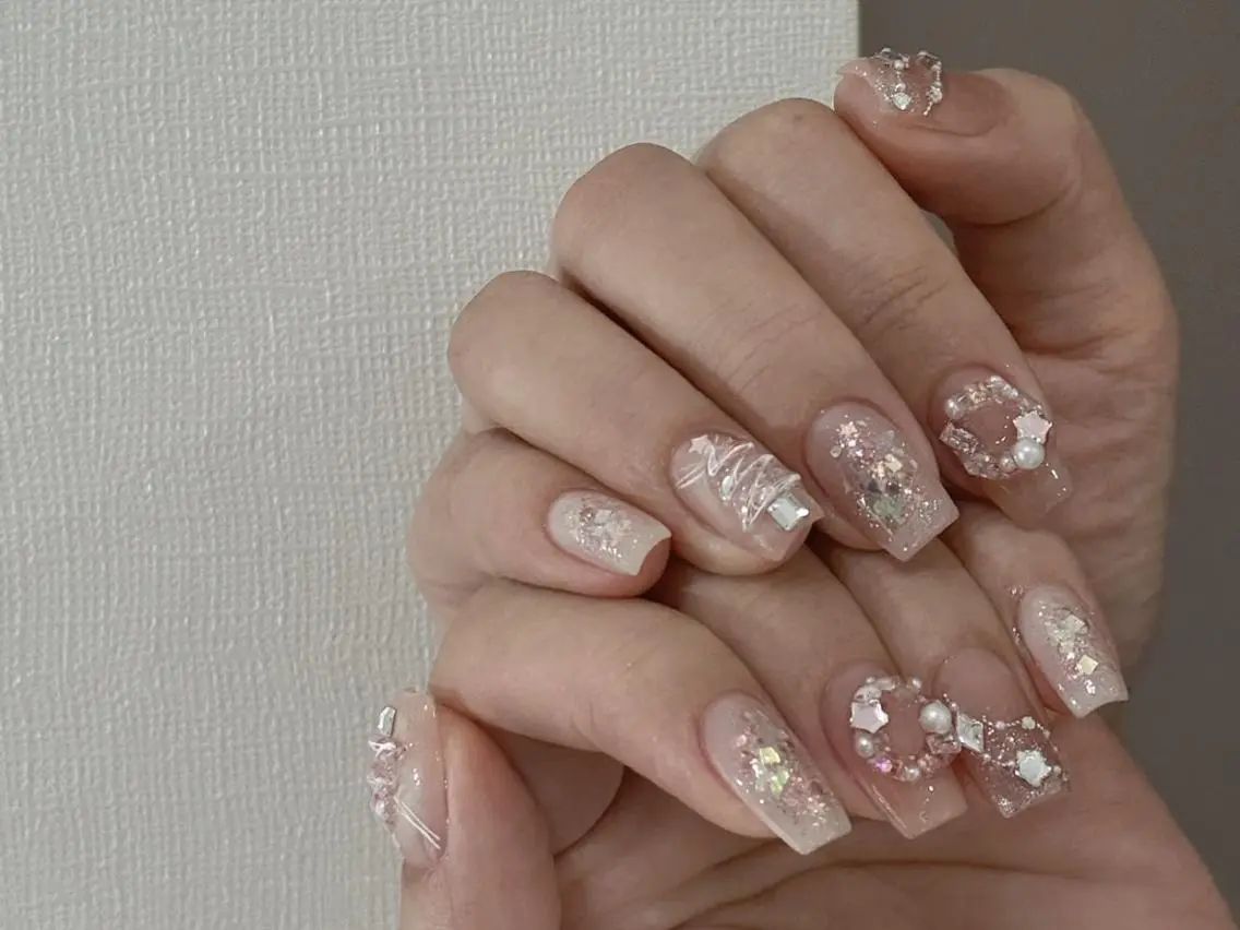 ネイル 冬ネイル クリスマス One Plus Nail Salonのネイルデザイン