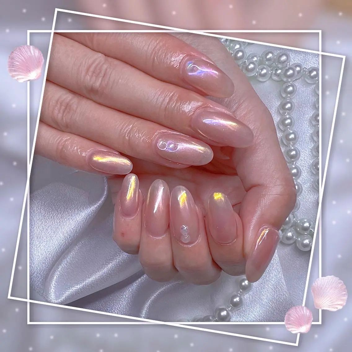 ネイル フレンチネイル キラキラネイル 韓国ネイル マグネットネイル マグネットフレンチ Chill Nailsalonのネイルデザイン