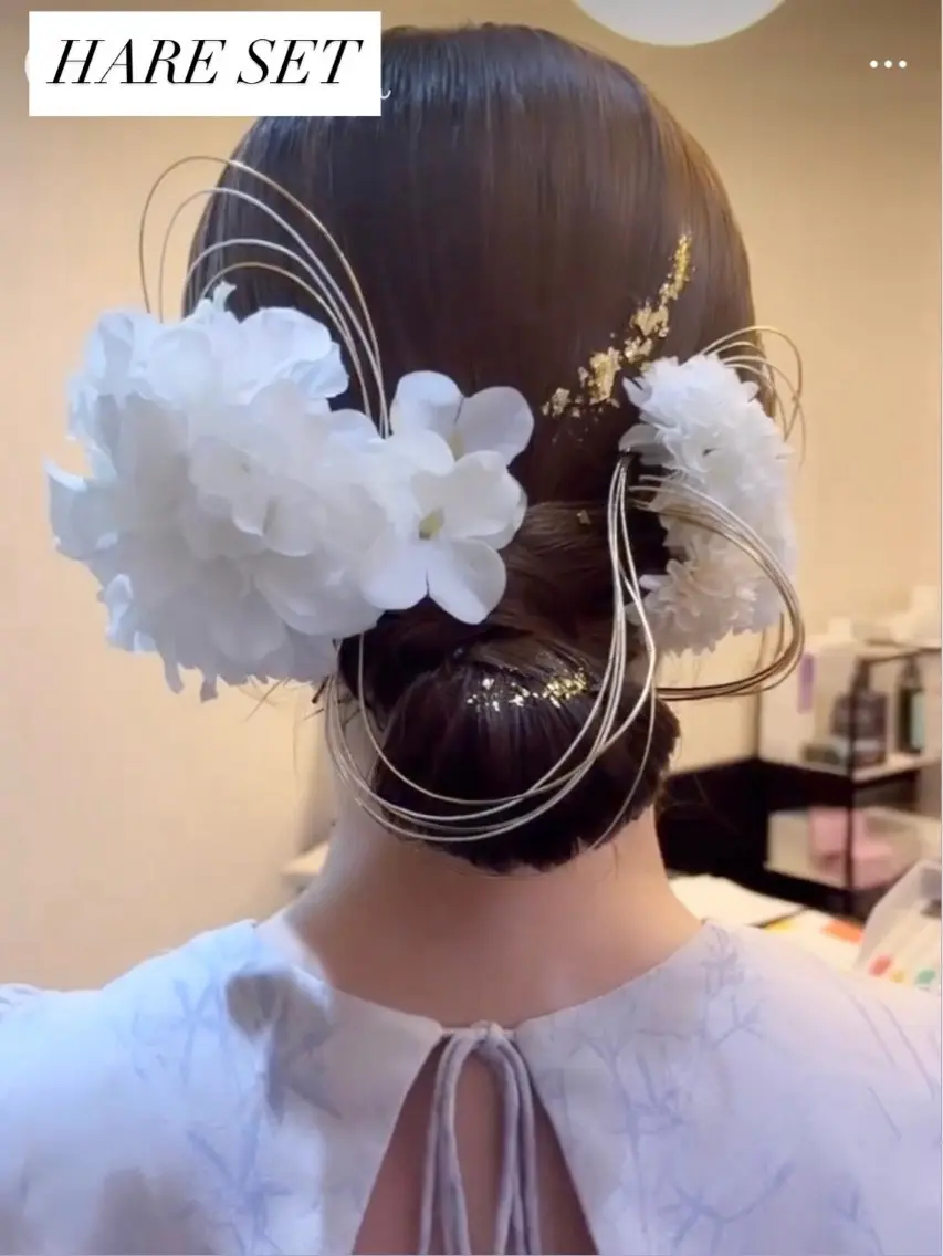 セミロング カラー ヘアアレンジ ヘアセット ハイトーンカラー 🦋yuri🦋のヘアスタイル