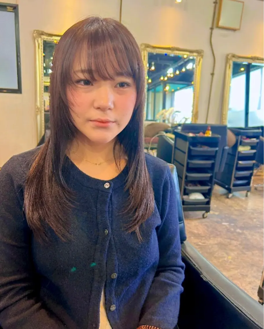 ロング カラー アッシュ アッシュブラウン ブラウンカラー レイヤーカット カット ヘアカラー Julia🖤 産休中🌬️🩵のヘアスタイル
