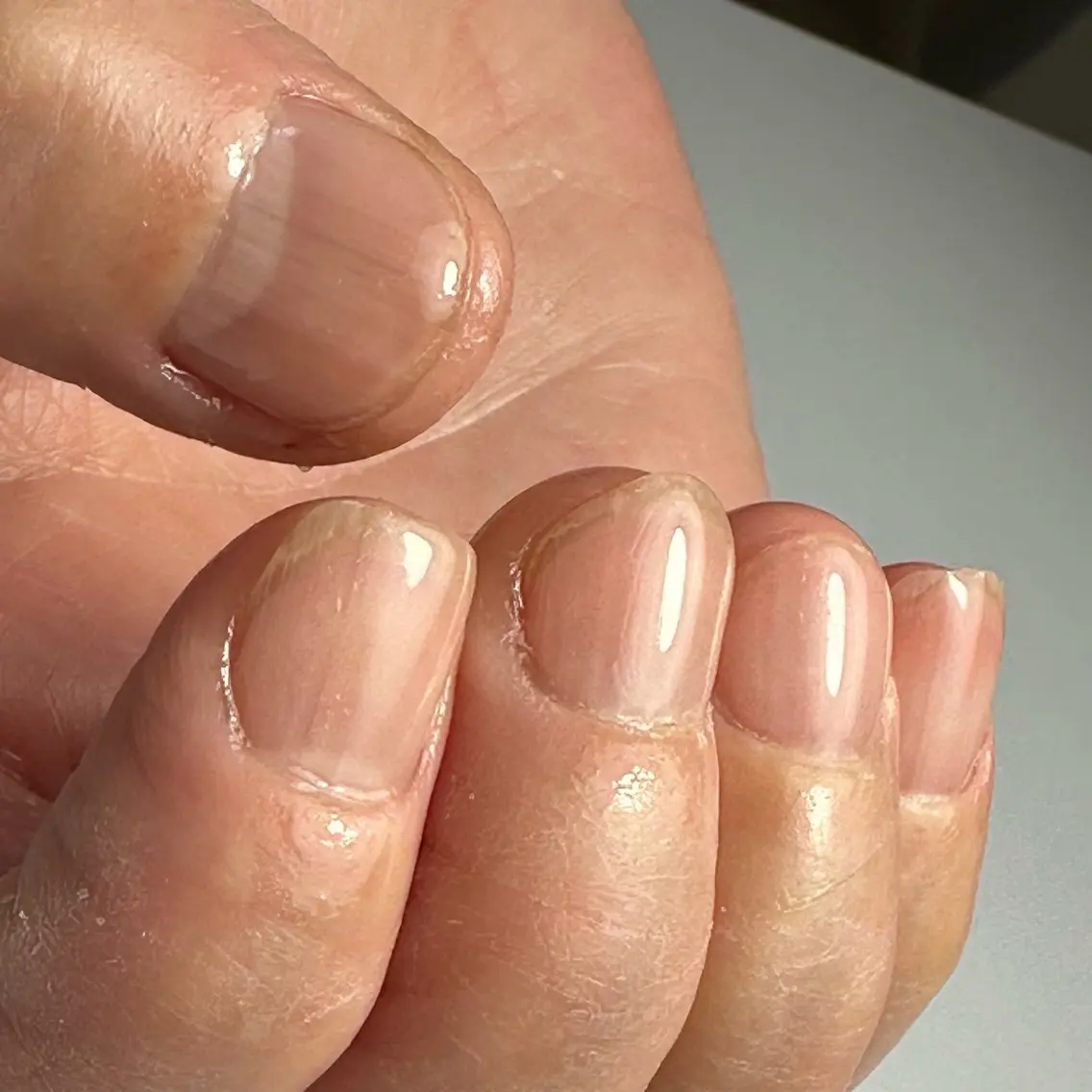 ネイル ハンドネイル 自爪育成ネイリスト✨ Mokaのネイルデザイン
