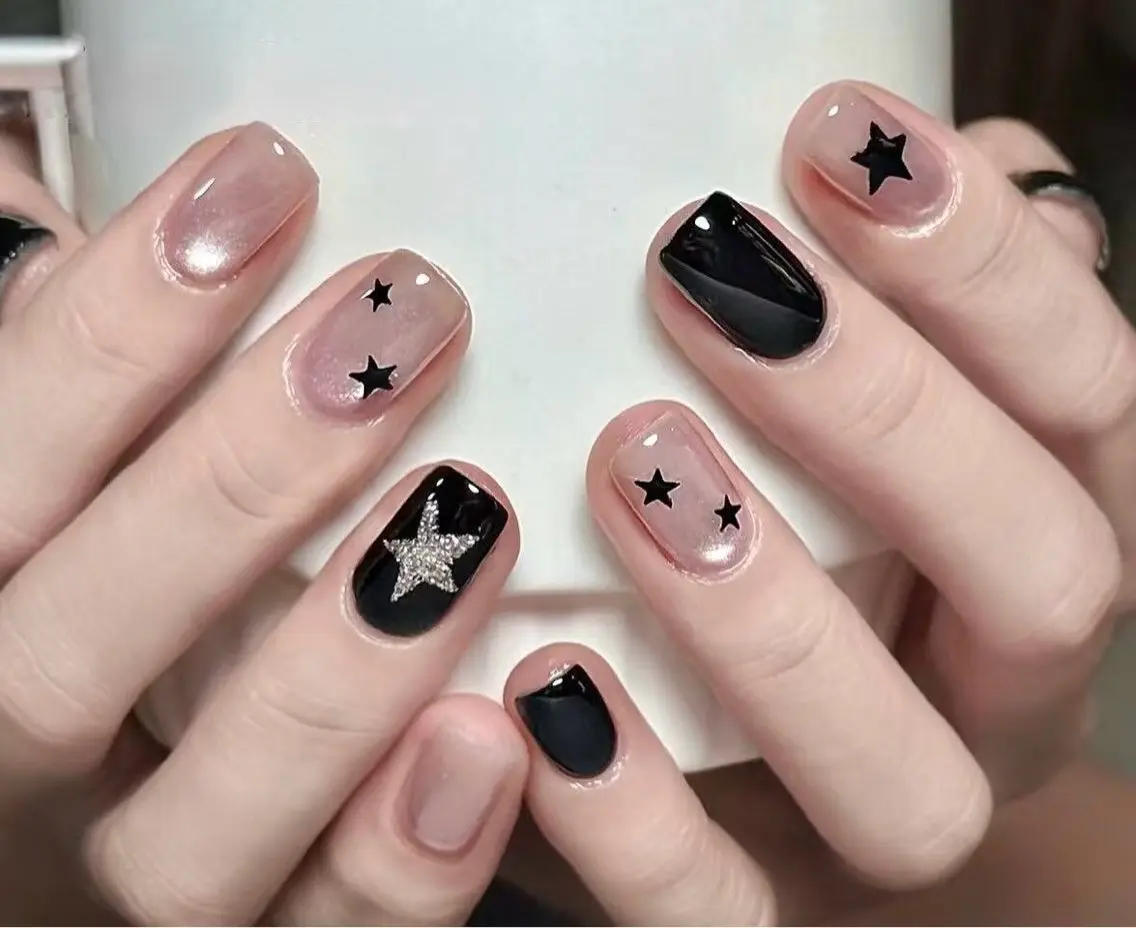 ネイル チークネイル 長さ出し フットネイル フレンチネイル ジェルネイル ハンドネイル Saran Nailstudioのネイルデザイン