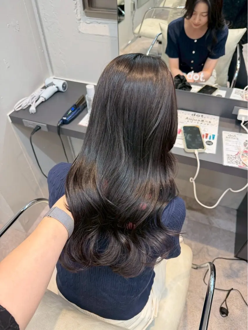 ロング カラー ロング 透明感カラー🩵 ワンホンカラー/えりのヘアスタイル