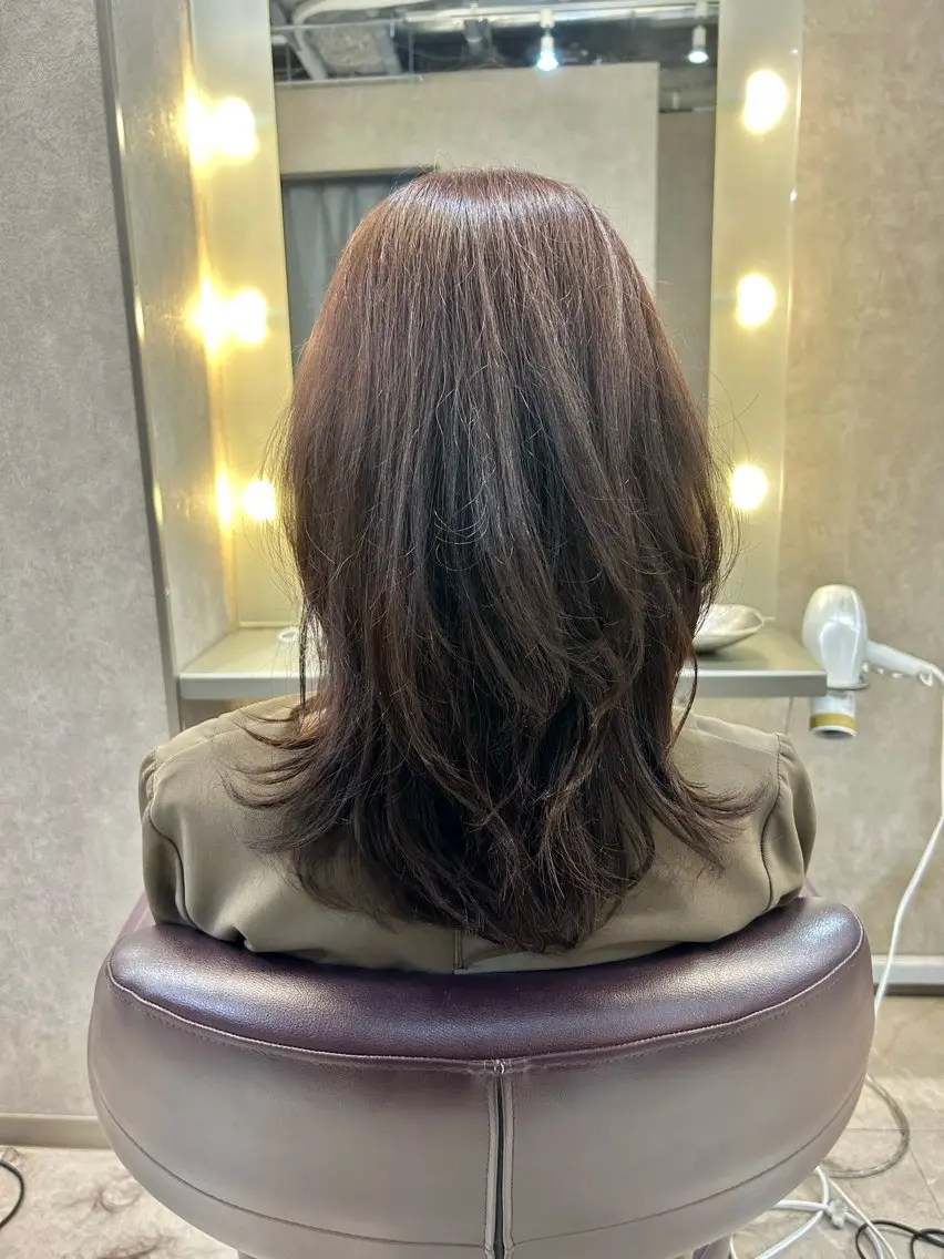 セミロング カラー カット ヘアカラー flag hair レイナのヘアスタイル
