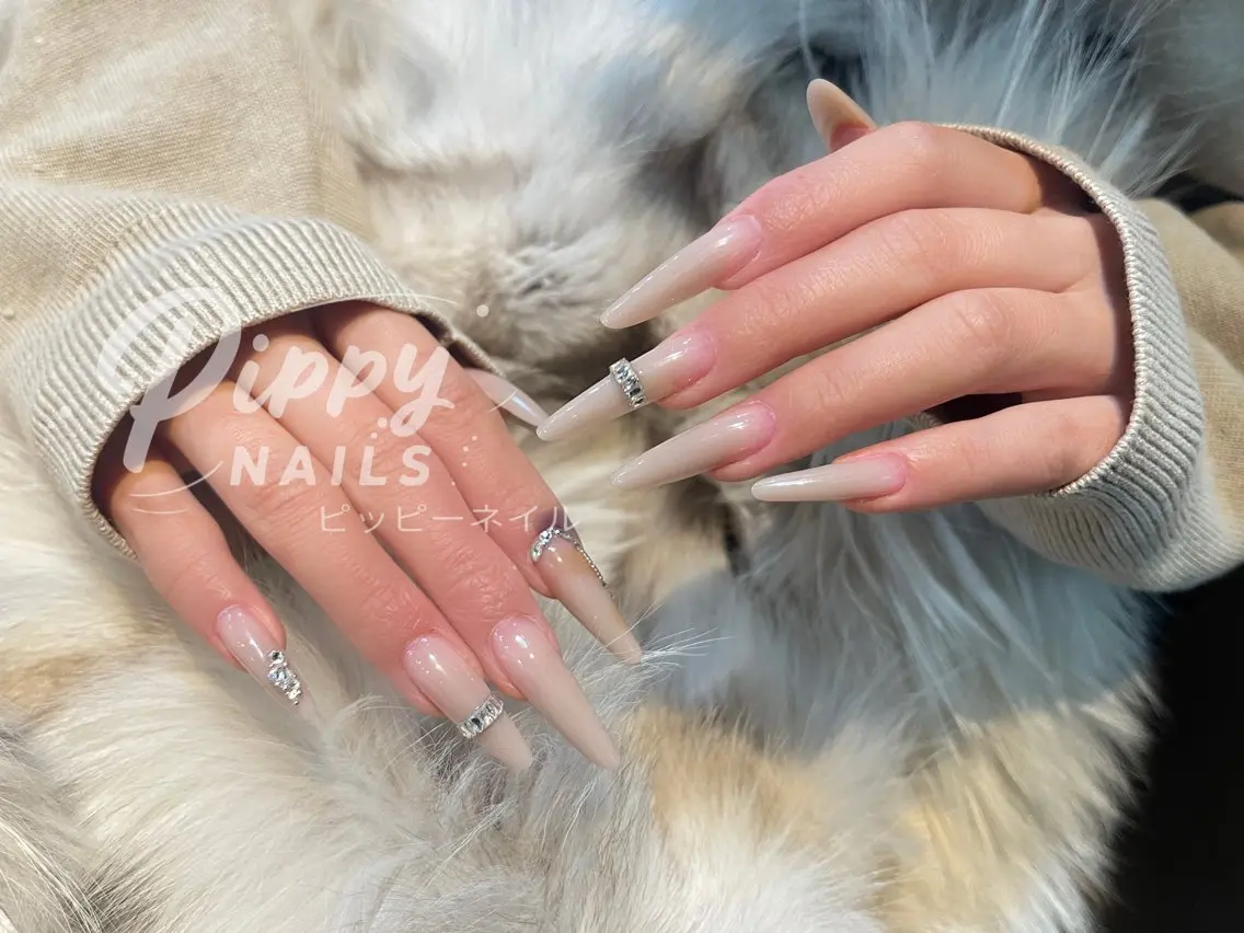 ネイル フレンチネイル ジェルネイル 持ち込み オフィスネイル ワンカラーネイル ハンドネイル ハンドケア PIPPY NAILSのネイルデザイン