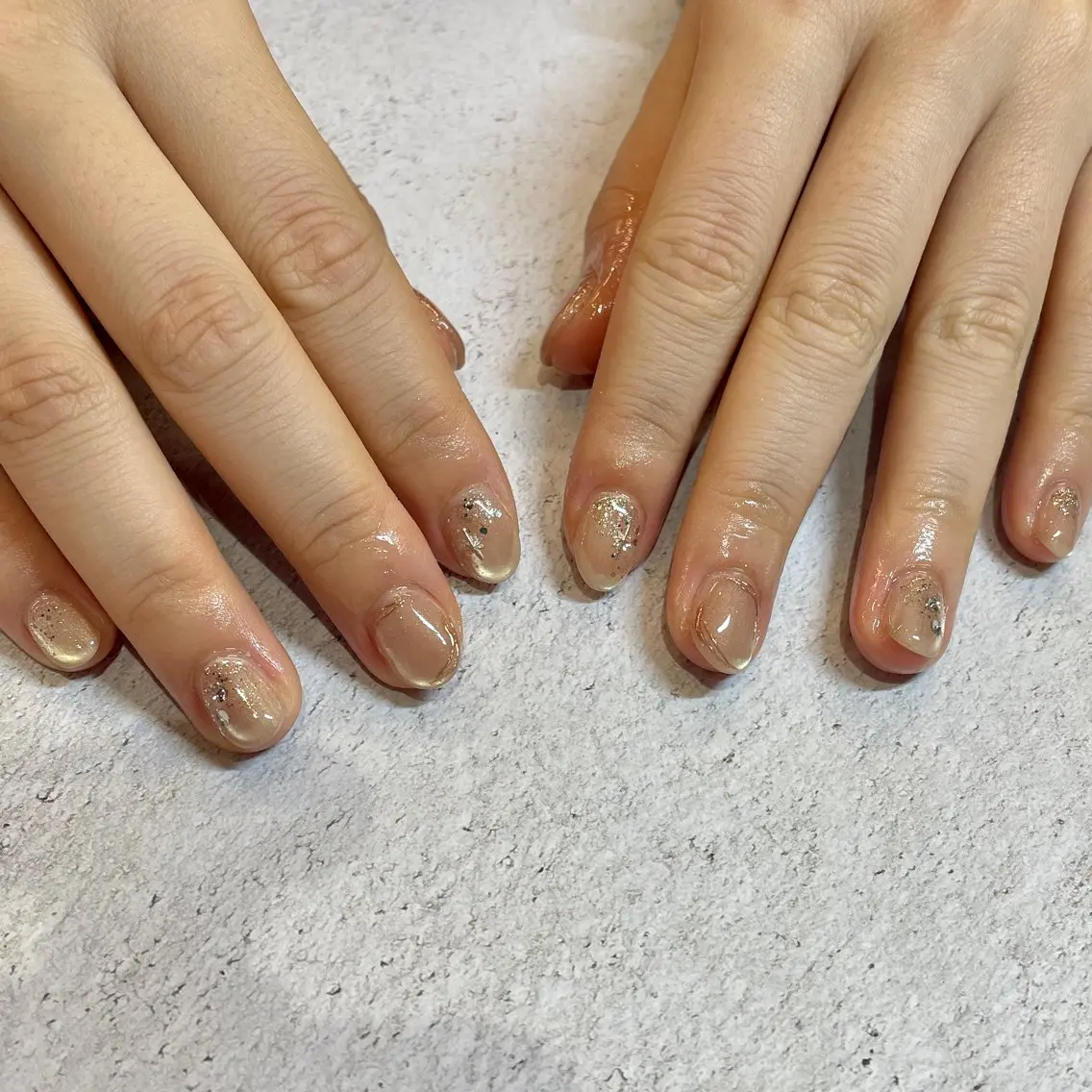 ネイル 成人式 ゴールド ラメ(グリッター) ハンドネイル LUNI 久屋大通 ˚✧₊⁎/ yuriのネイルデザイン
