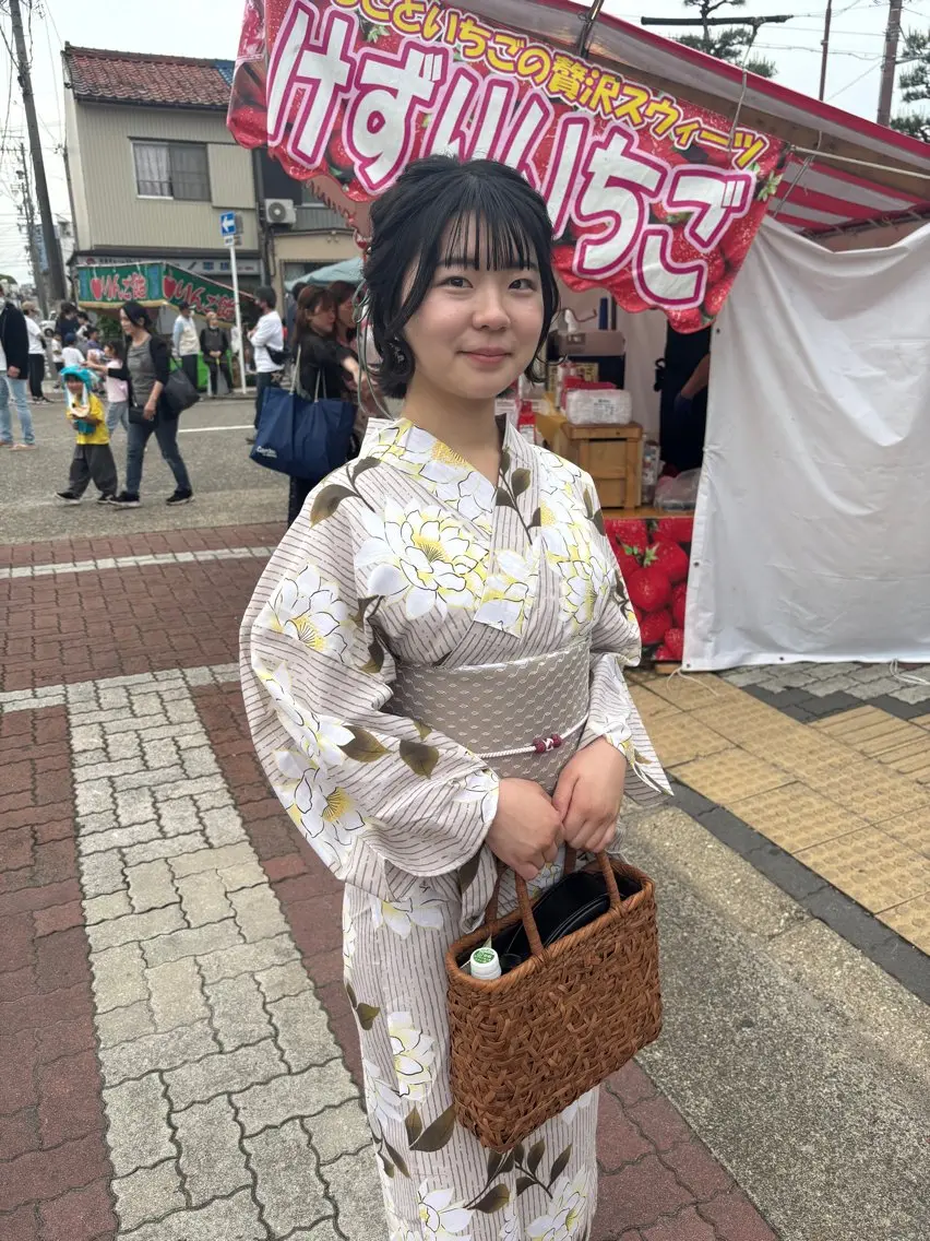 ショート え りのヘアスタイル