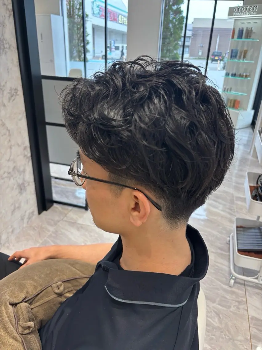 メンズ メンズパーマ×清潔感 金田恭平のヘアスタイル