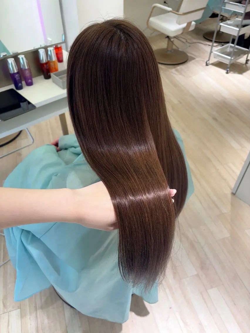 ロング カラー ヘアカラー ParveMix 岡本えりかのヘアスタイル