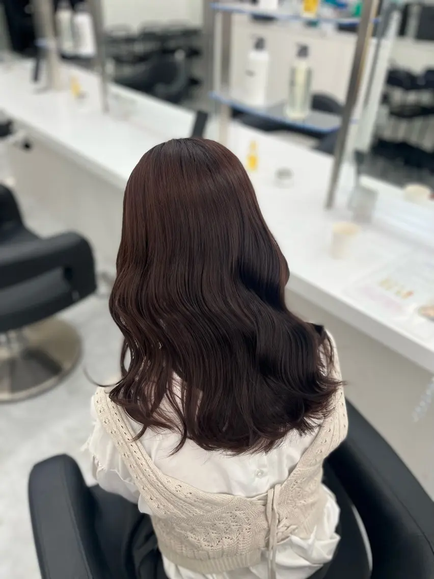 セミロング カラー ヘアアレンジ Zina熊本🫧 Kurehaのヘアスタイル