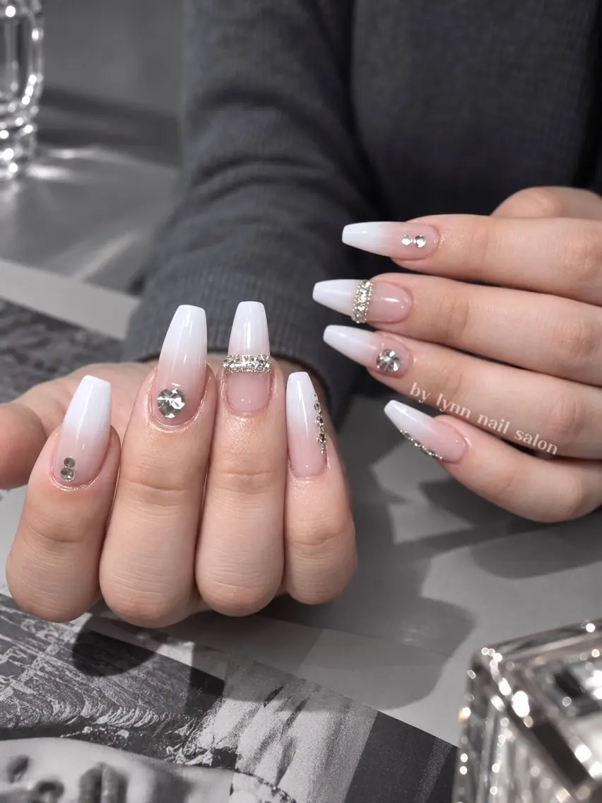 ネイル ボルドー ブラウン フットネイル フレンチネイル グラデーション ハンドネイル Lynn_ Nailのネイルデザイン