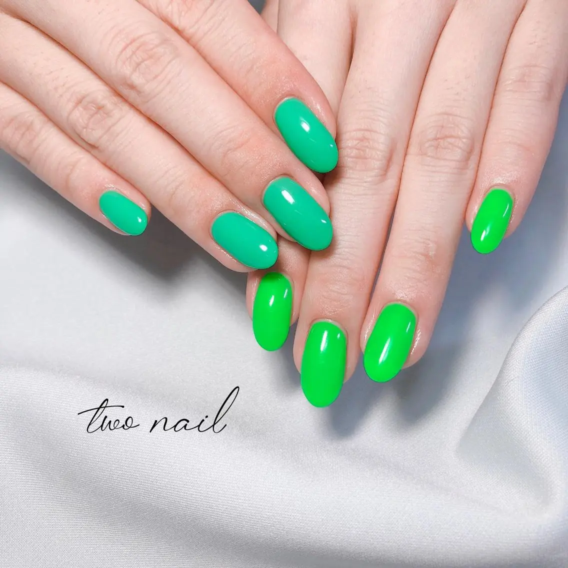 ネイル アートネイル フットネイル ハート ニュアンスネイル ホワイト ハンドネイル two nailのネイルデザイン