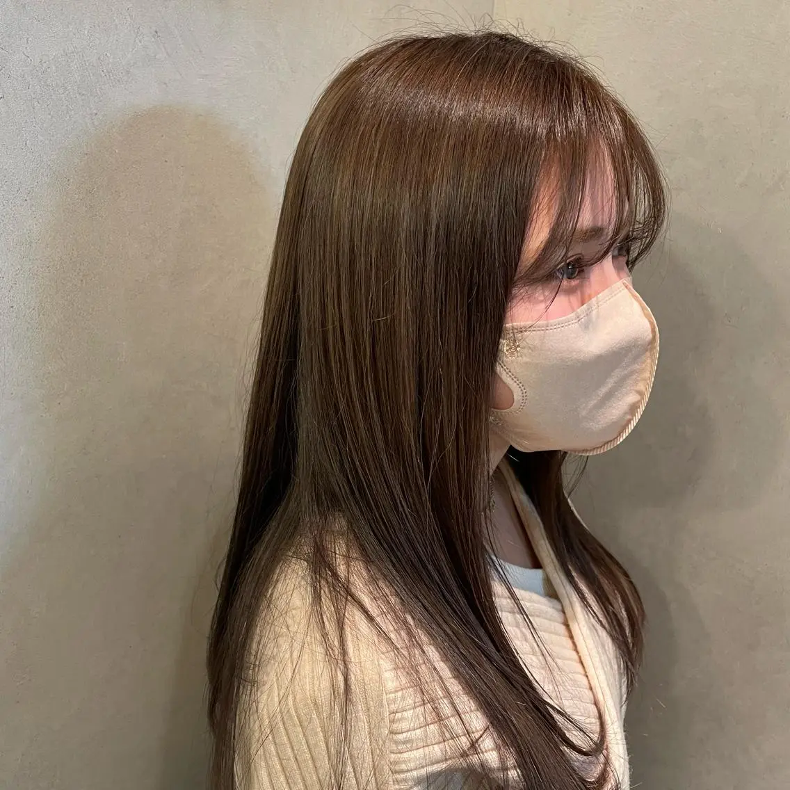 ロング カラー アッシュ アッシュブラウン ブラウンカラー 🍮中山詩乃🍮顔 まわりデザイン◎のヘアスタイル