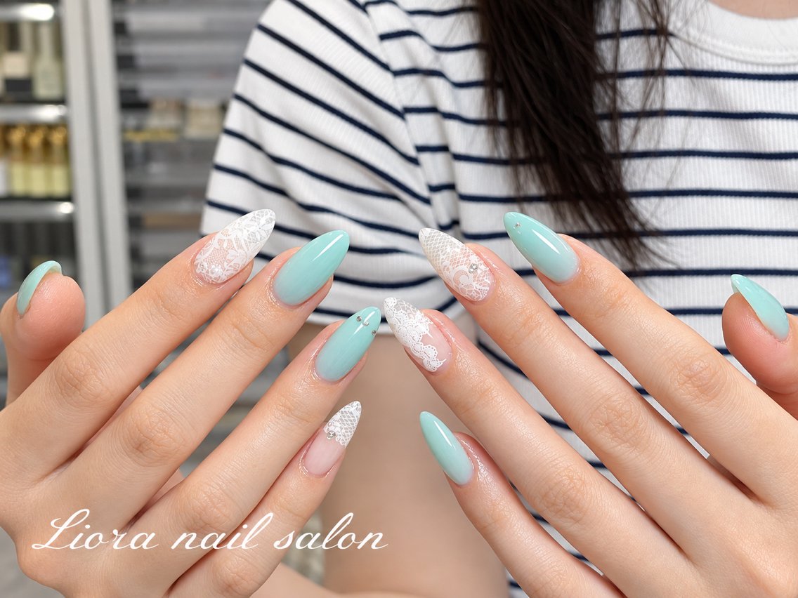 ネイル チークネイル フットネイル フレンチネイル ジェルネイル ガーリー ハンドネイル Liora nailのネイルデザイン