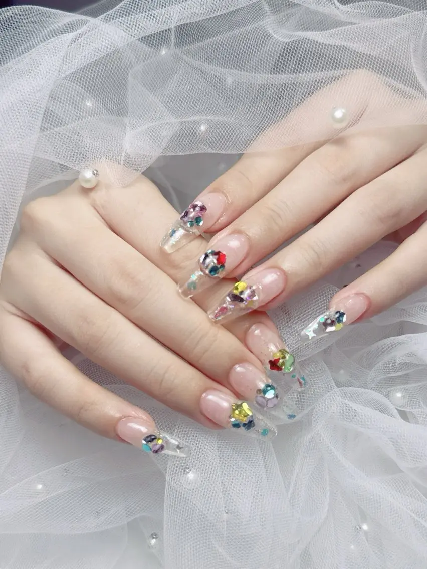 ネイル フレンチネイル ジェルネイル ハート 韓国ネイル ロングネイル ネイルサロン lotusのネイルデザイン