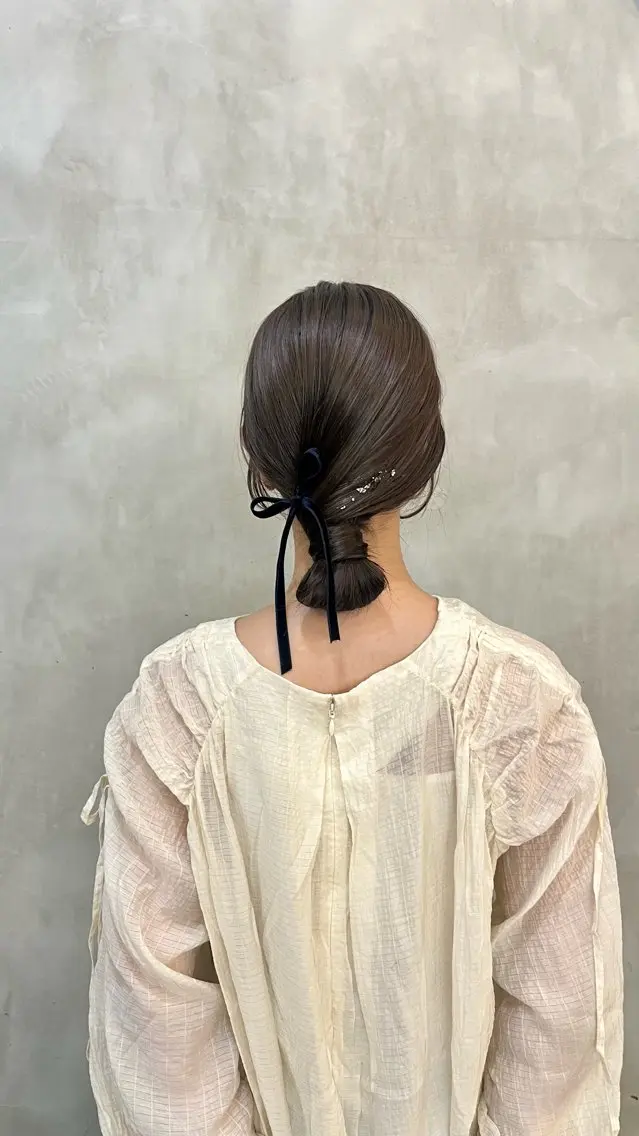 ［🎀ヘアセット🎀］【卒業式/結婚式／パーティー／ライブ】ふんわり巻き髪スタイルから すっきりタイトなスタイルまで🎗の写真