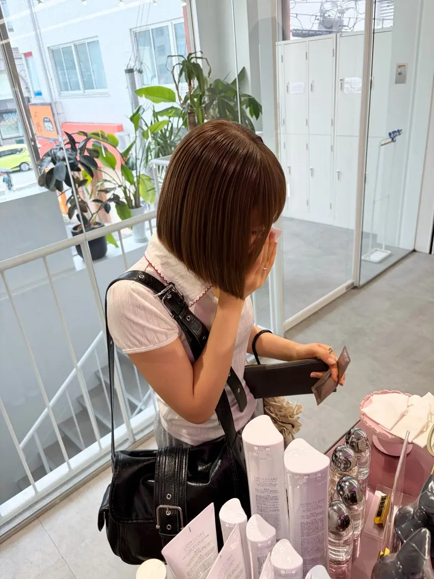 ショート ボブ 低ダメージカラー Yoshidaのヘアスタイル