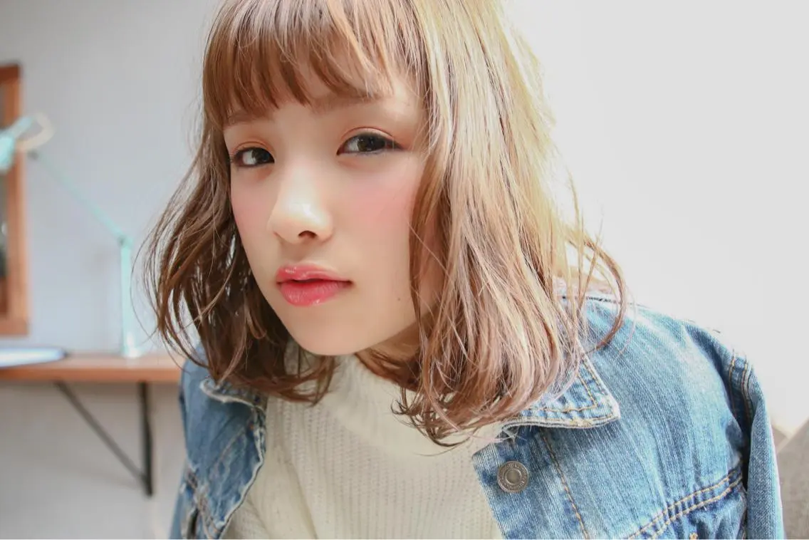 ショート カラー グレージュ 中村 海のヘアスタイル