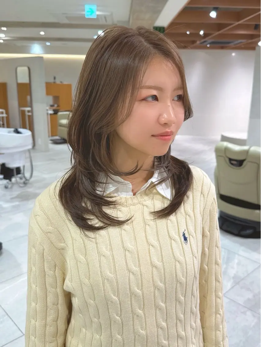 セミロング カット ヘアカラー トリートメント MISATO THIRD SHOPのヘアスタイル