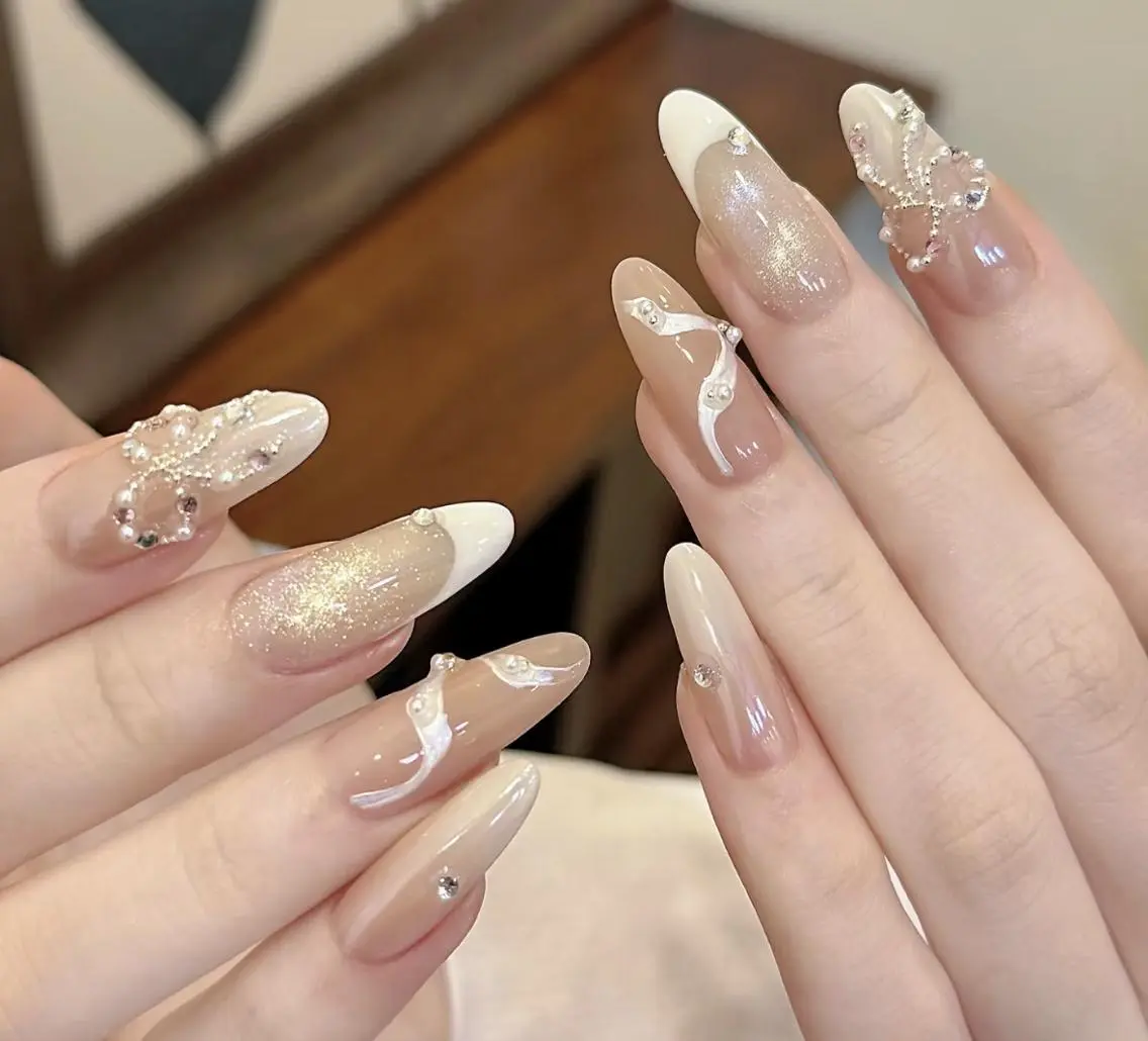 ネイル ハンドネイル エリ🫧 nail池袋東口のネイルデザイン