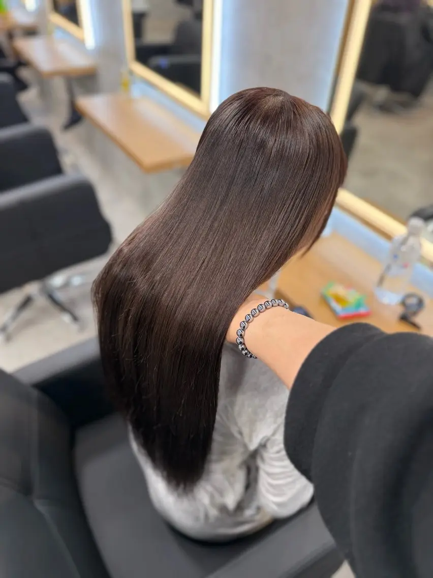 ロング カラー ヘアアレンジ カット ヘアカラー トリートメント ヘアセット レイヤー×透明感カラ ーHAYATOのヘアスタイル