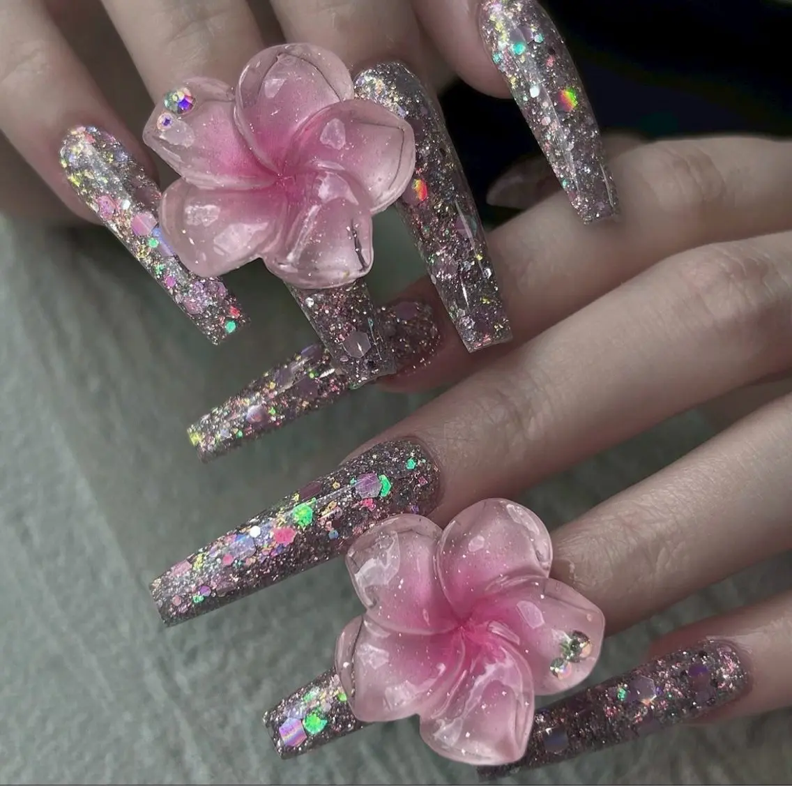 ネイル VV  Nail salonのネイルデザイン