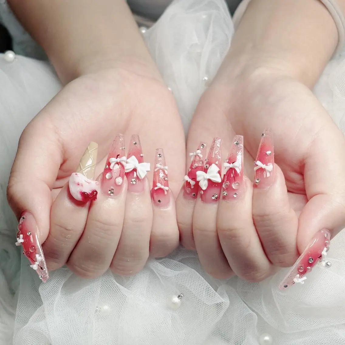 ネイル フットネイル フレンチネイル グラデーション 韓国ネイル ロングネイル ハンドネイル Hani Nail Salonのネイルデザイン