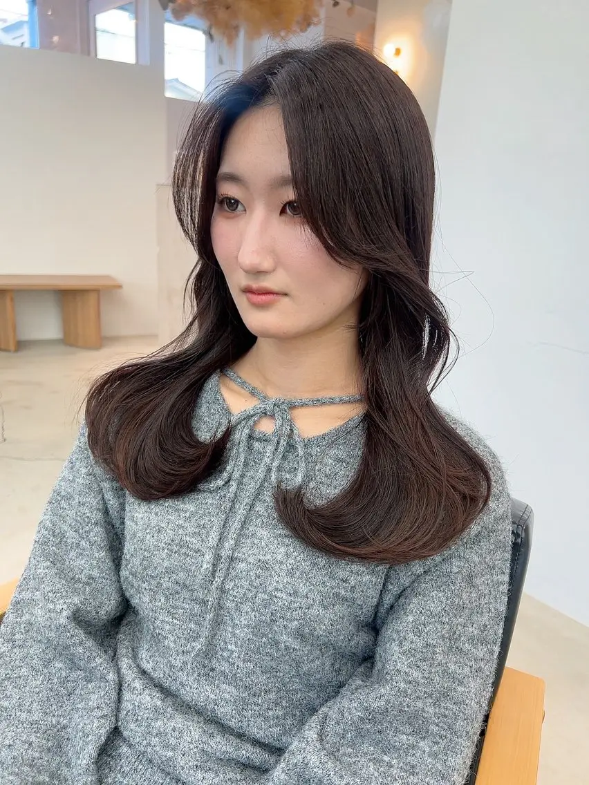 ロング くびれヘア カット ヘアカラー トリートメント vince. moekoのヘアスタイル
