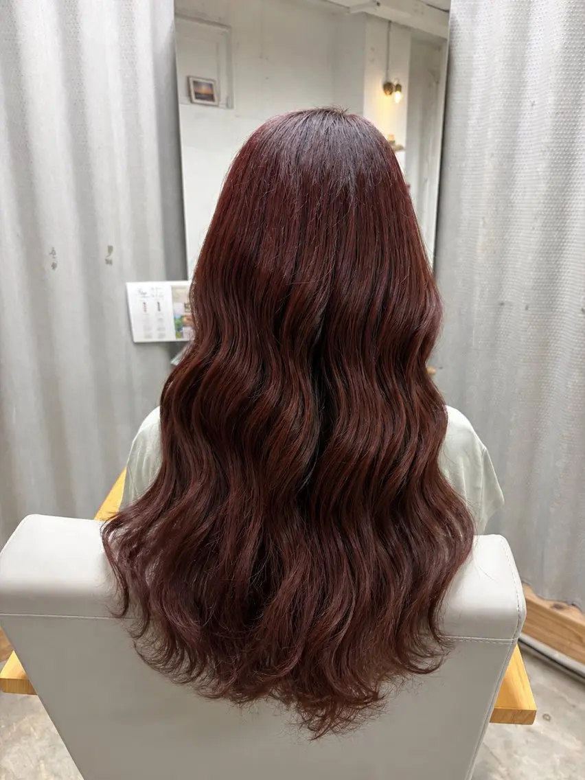 カラー ボルドーカラー ヘアカラー 古永 実優のヘアスタイル