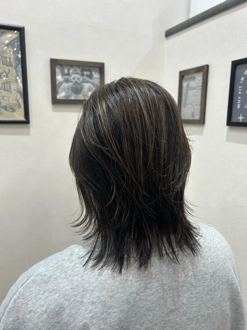 ミディアム カラー 嶋田 和花のヘアスタイル