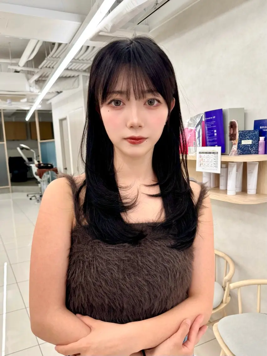 ロング 三鷹で1番ショート ボブをカットする新谷のヘアスタイル